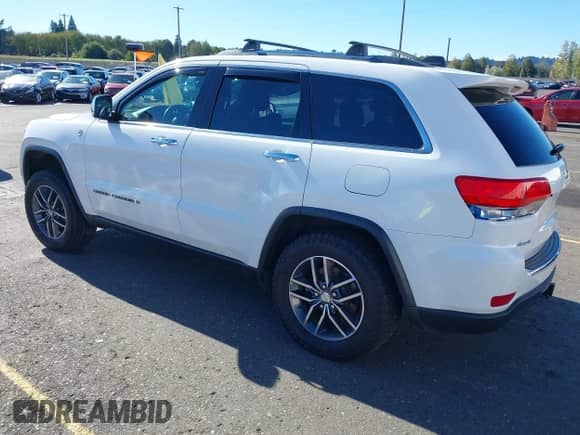 2018 Jeep Grand Cherokee Sterling z VIN 1C4RJFBGXJC267146, wystawiony jako IAAI lot #43411533 z przebiegiem 58 843 mil mil oraz . Historia ofert i sprzedaży dostępna na DreamBid. Obrazek 3.