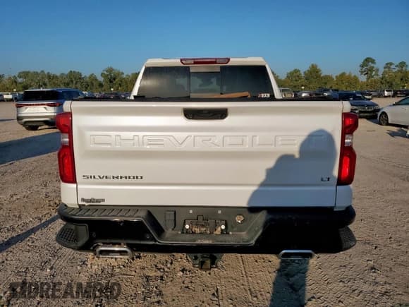 ✅ 2023 Chevrolet Silverado 1500 LT Trail Boss • VIN: 3GCUDFE85PG328124 • Lot: 80890255. Wystawiony na Copart z przebiegiem Nie podano. Bezpłatny archiwum sprzedaży aukcyjnych z USA i szczegółowy raport historii pojazdu na DreamBid. Zdjęcie 6.