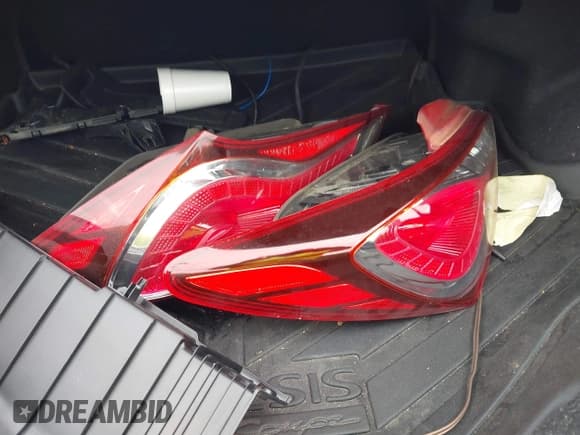 ✅ 2013 Hyundai Genesis Coupe 2.0T • VIN: KMHHT6KD6DU080282 • Lot: 42251773. Wystawiony na IAAI z przebiegiem 90 845 mil. Bezpłatny archiwum sprzedaży aukcyjnych z USA i szczegółowy raport historii pojazdu na DreamBid. Zdjęcie 12.