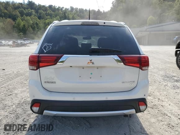 ✅ 2016 Mitsubishi Outlander GT • VIN: JA4JZ4AX9GZ032913 • Lot: 80810635. Listed on Copart with 111,530 mi. Free auction sales archive from the USA and detailed vehicle history report at DreamBid. Image 6.