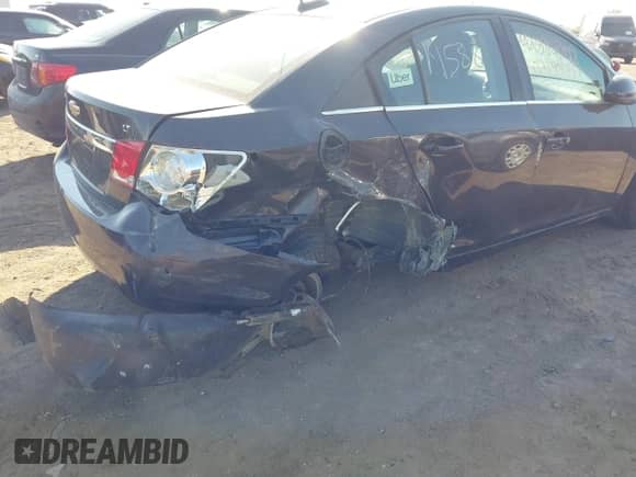 2016 Chevrolet Cruze LT с VIN 1G1PE5SB2G7111588, выставлен на аукционе IAAI как лот 43427856 с пробегом 56 155 миль миль и . История ставок и продаж доступна на DreamBid. Изображение 6.