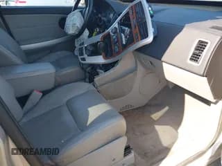 ✅ 2008 Chevrolet Equinox LT • VIN: 2CNDL33F786044019 • Лот: 40654084. Опубликован ранее на IAAI с пробегом 162 369 миль. Бесплатный доступ к архиву аукционных продаж из США и подробный отчёт об истории автомобиля на DreamBid. Изображение 5.