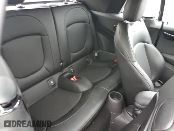 ✅ 2017 MINI Convertible Cooper S • VIN: WMWWG9C50H3C22789 • Лот: 61432535. Опубликован ранее на Copart с пробегом 43 131 миль. Бесплатный доступ к архиву аукционных продаж из США и подробный отчёт об истории автомобиля на DreamBid. Изображение 10.