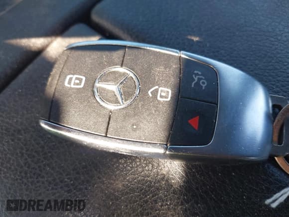 ✅ 2021 Mercedes-Benz GLS 580 • VIN: 4JGFF8GE8MA413935 • Lot: 43491341. Wystawiony na IAAI z przebiegiem 52 650 mil. Bezpłatny archiwum sprzedaży aukcyjnych z USA i szczegółowy raport historii pojazdu na DreamBid. Zdjęcie 11.