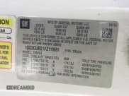 ✅ 2015 Chevrolet Silverado 2500HD Work Truck • VIN: 1GC0CUEG1FZ118681 • Lot: 41910006. Wystawiony na IAAI z przebiegiem 180 869 mil. Bezpłatny archiwum sprzedaży aukcyjnych z USA i szczegółowy raport historii pojazdu na DreamBid. Zdjęcie 9.