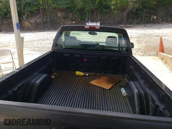 ✅ 2004 Chevrolet Silverado 1500 Work Truck • VIN: 1GCEC14X24Z123245 • Лот: 65337994. Опубликован ранее на Copart с пробегом 139 867 миль. Бесплатный доступ к архиву аукционных продаж из США и подробный отчёт об истории автомобиля на DreamBid. Изображение 10.