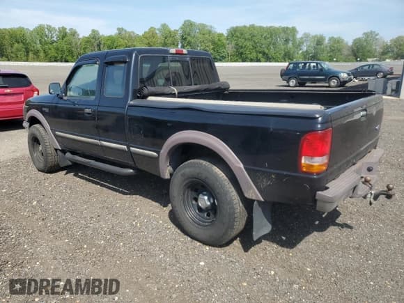 ✅ 1997 Ford Ranger XLT • VIN: 1FTDR15X9VTA24287 • Lot: 54923325. Wystawiony na Copart z przebiegiem 148 921 mil. Bezpłatny archiwum sprzedaży aukcyjnych z USA i szczegółowy raport historii pojazdu na DreamBid. Zdjęcie 2.