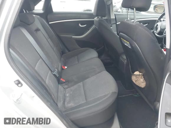 ✅ 2013 Hyundai Elantra • VIN: KMHD35LE2DU020869 • Lot: 43635744. Listed on IAAI with 195,927 mi. Free auction sales archive from the USA and detailed vehicle history report at DreamBid. Image 8.