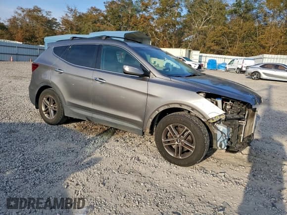 ✅ 2017 Hyundai Santa Fe 2.4L • VIN: 5NMZU3LB7HH036564 • Lot: 94160595. Listed on Copart with 140,723 mi. Free auction sales archive from the USA and detailed vehicle history report at DreamBid. Image 4.