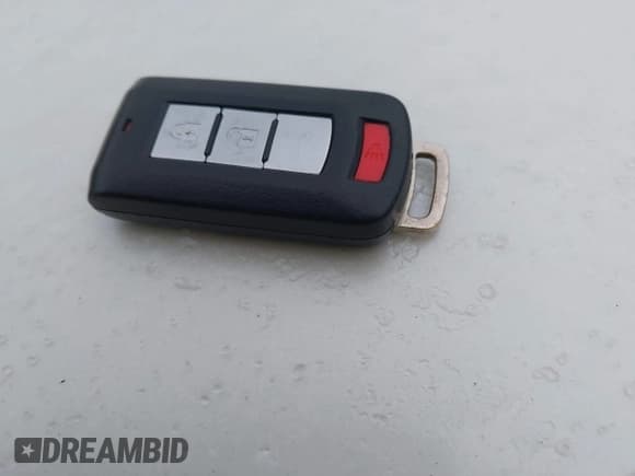 ✅ 2017 Mitsubishi Mirage SE • VIN: ML32A4HJ0HH002440 • Lot: 43921834. Listed on IAAI with 190,739 mi. Free auction sales archive from the USA and detailed vehicle history report at DreamBid. Image 11.