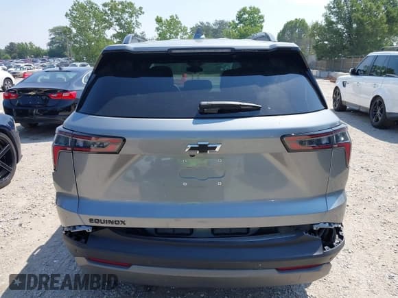 ✅ 2025 Chevrolet Equinox FWD LT • VIN: 3GNAXHEG8SL239846 • Lot: 42784459. Wystawiony na IAAI z przebiegiem 6 804 mil. Bezpłatny archiwum sprzedaży aukcyjnych z USA i szczegółowy raport historii pojazdu na DreamBid. Zdjęcie 16.