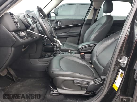 ✅ 2019 MINI Countryman Cooper • VIN: WMZYS7C53K3J04707 • Lot: 83748005. Listed on Copart with 154,640 mi. Free auction sales archive from the USA and detailed vehicle history report at DreamBid. Image 7.