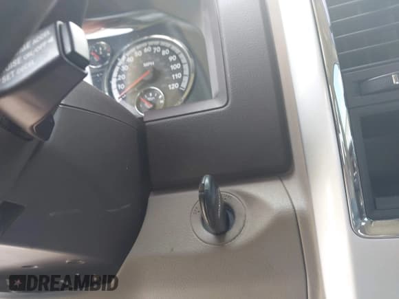 ✅ 2009 Dodge 1500 Laramie • VIN: 1D3HB13T59S705250 • Lot: 42850551. Wystawiony na IAAI z przebiegiem Nie podano. Bezpłatny archiwum sprzedaży aukcyjnych z USA i szczegółowy raport historii pojazdu na DreamBid. Zdjęcie 11.