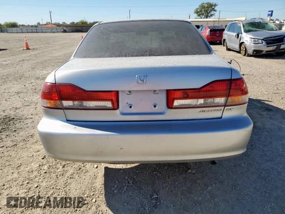 2002 Honda Accord EX z VIN JHMCG56642C007938, wystawiony jako Copart lot #91113885 z przebiegiem 214 242 mil mil oraz Czysty tytuł • Clean title. Historia ofert i sprzedaży dostępna na DreamBid. Obrazek 6.