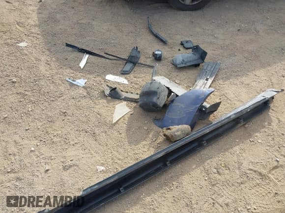 ✅ 2010 Subaru Legacy Limited Moon • VIN: 4S3BMBK69A3217847 • Lot: 43722513. Wystawiony na IAAI z przebiegiem 261 492 mil. Bezpłatny archiwum sprzedaży aukcyjnych z USA i szczegółowy raport historii pojazdu na DreamBid. Zdjęcie 12.