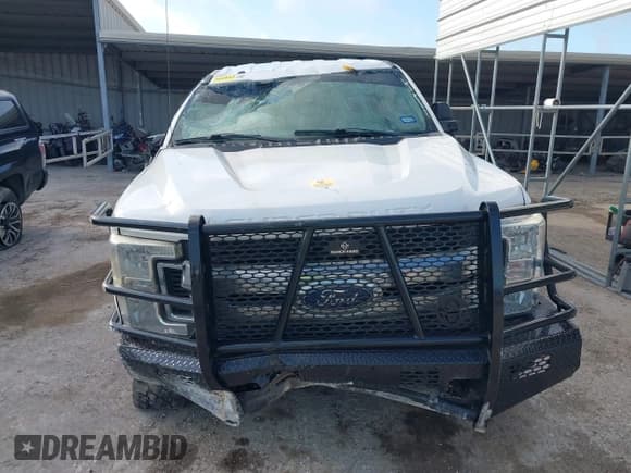 ✅ 2018 Ford F-250 XL • VIN: 1FT7W2B61JEB72858 • Lot: 42517018. Listed on IAAI with 193,390 mi. Free auction sales archive from the USA and detailed vehicle history report at DreamBid. Image 12.