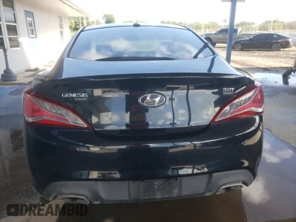 2014 Hyundai Genesis Coupe R-Spec with VIN KMHHT6KDXEU119523, listed as a Copart auction lot 82265325 with 88,944 mi miles and Salvage title. Bid and sale history available at DreamBid. Image 6.