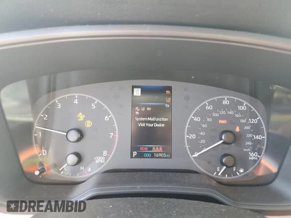 ✅ 2024 Toyota Corolla Cross L • VIN: 7MUAAAAGXRV104000 • Lot: 92443145. Listed on Copart with 16,905 mi. Free auction sales archive from the USA and detailed vehicle history report at DreamBid. Image 9.