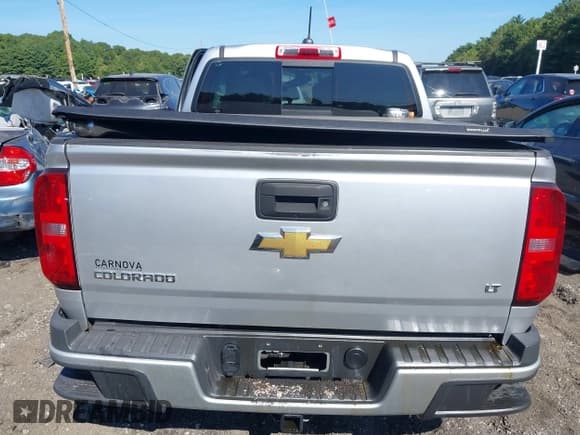 ✅ 2016 Chevrolet Colorado 4WD LT • VIN: 1GCGTCE3XG1288592 • Лот: 43197551. Опубликован ранее на IAAI с пробегом 78 000 миль. Бесплатный доступ к архиву аукционных продаж из США и подробный отчёт об истории автомобиля на DreamBid. Изображение 16.