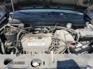 ✅ 2003 Honda CR-V LX • VIN: JHLRD78583C010589 • Lot: 51434885. Wystawiony na Copart z przebiegiem 197 939 mil. Bezpłatny archiwum sprzedaży aukcyjnych z USA i szczegółowy raport historii pojazdu na DreamBid. Zdjęcie 12.