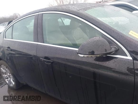 ✅ 2017 Buick Regal Premium II • VIN: 2G4GS5GXXH9110138 • Lot: 43777904. Listed on IAAI with 73,043 mi. Free auction sales archive from the USA and detailed vehicle history report at DreamBid. Image 13.