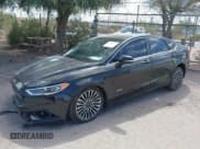 ✅ 2017 Ford Fusion SE • VIN: 3FA6P0PU6HR379800 • Lot: 43022555. Wystawiony na IAAI z przebiegiem 98 342 mil. Bezpłatny archiwum sprzedaży aukcyjnych z USA i szczegółowy raport historii pojazdu na DreamBid. Zdjęcie 2.