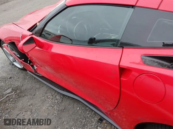 ✅ 2015 Chevrolet Corvette 1LT • VIN: 1G1YA2D77F5122992 • Lot: 42386670. Listed on IAAI with 59,722 mi. Free auction sales archive from the USA and detailed vehicle history report at DreamBid. Image 15.