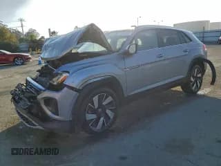 ✅ 2024 Volkswagen Atlas SE • VIN: 1V2HE2CA2RC231769 • Lot: 96162585. Listed on Copart with 38,618 mi. Free auction sales archive from the USA and detailed vehicle history report at DreamBid. Image 1.