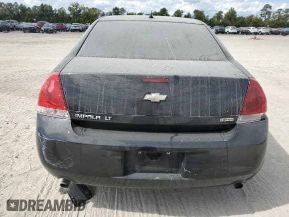 ✅ 2014 Chevrolet Impala LT • VIN: 2G1WB5E3XE1169225 • Lot: 82537985. Wystawiony na Copart z przebiegiem Nie podano. Bezpłatny archiwum sprzedaży aukcyjnych z USA i szczegółowy raport historii pojazdu na DreamBid. Zdjęcie 6.