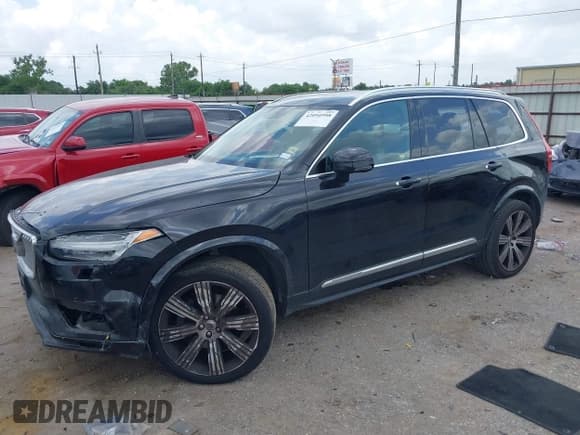 ✅ 2020 Volvo XC90 Inscription • VIN: YV4A22PL9L1583593 • Lot: 42094998. Listed on IAAI with 48,636 mi. Free auction sales archive from the USA and detailed vehicle history report at DreamBid. Image 2.
