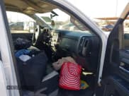 ✅ 2015 Chevrolet Silverado 2500HD Work Truck • VIN: 1GB2CUEG9FZ122068 • Лот: 43647284. Опубликован ранее на IAAI с пробегом 214 454 миль. Бесплатный доступ к архиву аукционных продаж из США и подробный отчёт об истории автомобиля на DreamBid. Изображение 5.