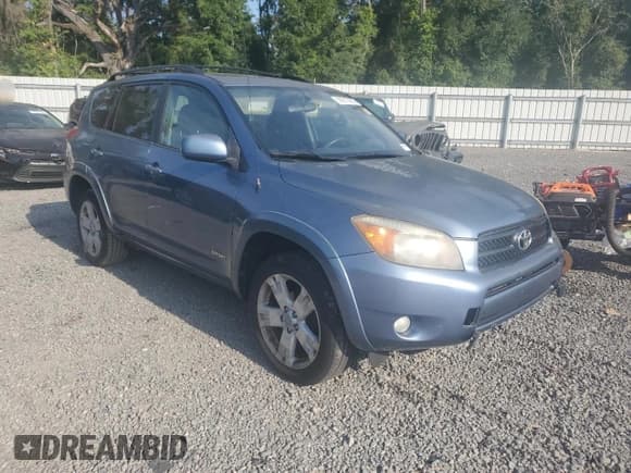 ✅ 2007 Toyota RAV4 Sport • VIN: JTMZD32V876046009 • Лот: 56517405. Опубликован ранее на Copart с пробегом 165 703 миль. Бесплатный доступ к архиву аукционных продаж из США и подробный отчёт об истории автомобиля на DreamBid. Изображение 4.