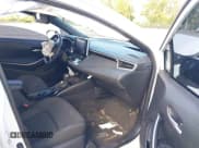 ✅ 2021 Toyota Corolla SE • VIN: 5YFS4MCE2MP075337 • Lot: 40846464. Wystawiony na IAAI z przebiegiem 49 404 mil. Bezpłatny archiwum sprzedaży aukcyjnych z USA i szczegółowy raport historii pojazdu na DreamBid. Zdjęcie 5.