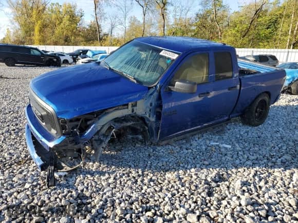 2019 Ram 1500 Express with VIN 1C6RR7FG5KS578684, listed as a Copart auction lot 85645335 with 127,897 mi miles and Salvage title. Bid and sale history available at DreamBid. Image 1.