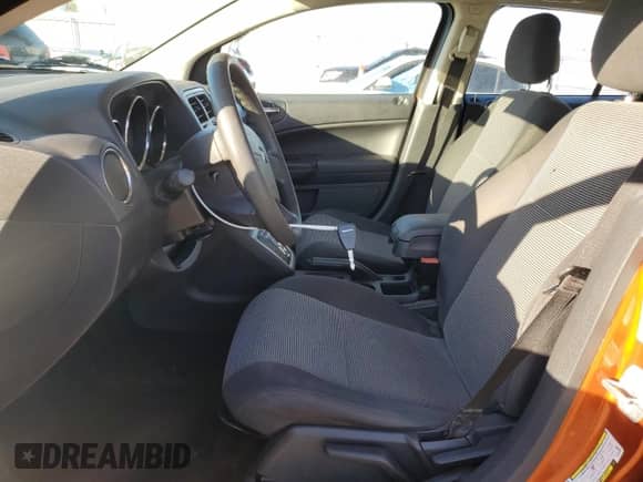 2011 Dodge Caliber Mainstreet с VIN 1B3CB3HA7BD296055, выставлен на аукционе Copart как лот 77326684 с пробегом 158 123 миль миль и На запчасти • Non repairable. История ставок и продаж доступна на DreamBid. Изображение 7.