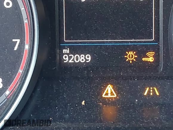 ✅ 2019 Volkswagen Atlas SE • VIN: 1V2UR2CA2KC526301 • Lot: 42107033. Listed on IAAI with 92,089 mi. Free auction sales archive from the USA and detailed vehicle history report at DreamBid. Image 15.