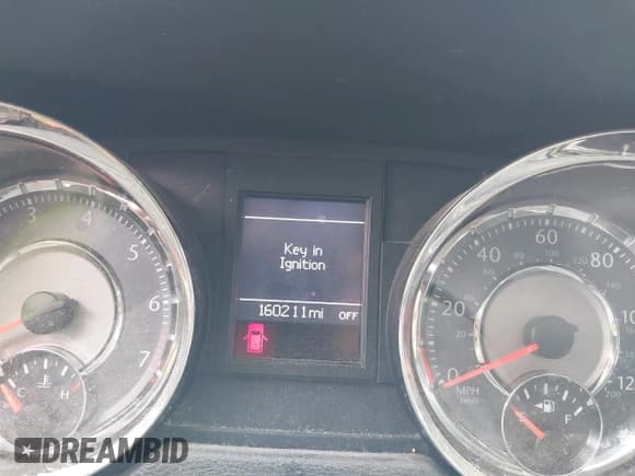 ✅ 2014 Chrysler Town & Country Touring • VIN: 2C4RC1BG6ER349739 • Lot: 43728011. Wystawiony na IAAI z przebiegiem 160 211 mil. Bezpłatny archiwum sprzedaży aukcyjnych z USA i szczegółowy raport historii pojazdu na DreamBid. Zdjęcie 7.