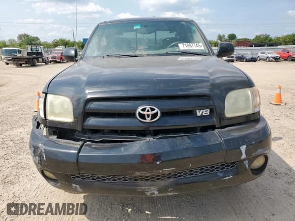 ✅ 2003 Toyota Tundra Limited • VIN: 5TBBT48163S421770 • Lot: 71887745. Wystawiony na Copart z przebiegiem Nie podano. Bezpłatny archiwum sprzedaży aukcyjnych z USA i szczegółowy raport historii pojazdu na DreamBid. Zdjęcie 5.