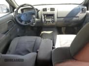 ✅ 2004 Chevrolet Colorado 1SB LS Z85 • VIN: 1GCDT136X48220719 • Лот: 57709745. Опубликован ранее на Copart с пробегом 197 600 миль. Бесплатный доступ к архиву аукционных продаж из США и подробный отчёт об истории автомобиля на DreamBid. Изображение 8.