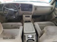 ✅ 2001 Chevrolet Silverado 1500 LS • VIN: 2GCEC19T611339254 • Лот: 89740145. Опубликован ранее на Copart с пробегом 291 463 миль. Бесплатный доступ к архиву аукционных продаж из США и подробный отчёт об истории автомобиля на DreamBid. Изображение 8.