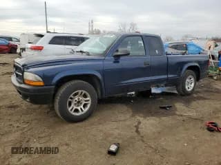 ✅ 2004 Dodge Dakota • VIN: 1D7GL12K84S573433 • Lot: 49617055. Wystawiony na Copart z przebiegiem 267 474 mil. Bezpłatny archiwum sprzedaży aukcyjnych z USA i szczegółowy raport historii pojazdu na DreamBid. Zdjęcie 1.