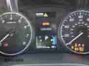 2018 Mitsubishi Outlander ES z VIN JA4AZ3A36JZ044936, wystawiony jako IAAI lot #42794054 z przebiegiem 55 162 mil mil oraz . Historia ofert i sprzedaży dostępna na DreamBid. Obrazek 7.