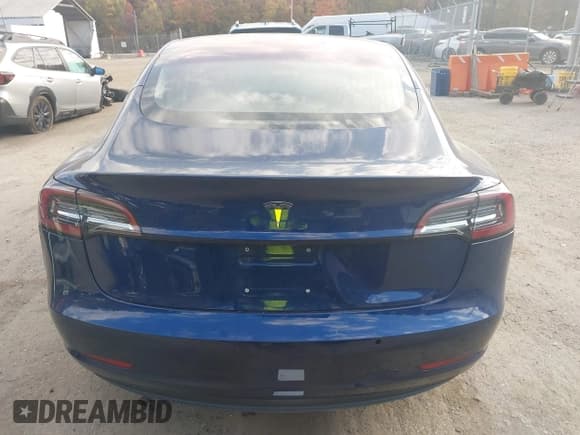 ✅ 2018 Tesla Model 3 Long Range Battery • VIN: 5YJ3E1EA0JF056335 • Лот: 43534704. Опубликован ранее на IAAI с пробегом 130 517 миль. Бесплатный доступ к архиву аукционных продаж из США и подробный отчёт об истории автомобиля на DreamBid. Изображение 16.