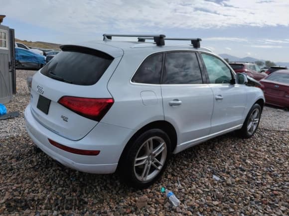 ✅ 2015 Audi Q5 Premium Plus • VIN: WA1LFAFP5FA020487 • Lot: 56235525. Listed on Copart with 103,495 mi. Free auction sales archive from the USA and detailed vehicle history report at DreamBid. Image 3.
