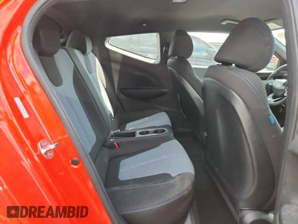 2020 Hyundai Veloster Premium с VIN KMHTG6AF3LU026874, выставлен на аукционе Copart как лот 70461165 с пробегом 40 844 миль миль и Списание • Salvage title. История ставок и продаж доступна на DreamBid. Изображение 10.