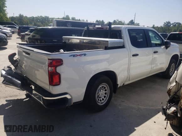 2022 Chevrolet Silverado 1500 Work Truck z VIN 1GCPDAEK1NZ602024, wystawiony jako Copart lot #67519084 z przebiegiem Nie podano mil oraz Szkoda całkowita • Salvage title. Historia ofert i sprzedaży dostępna na DreamBid. Obrazek 3.