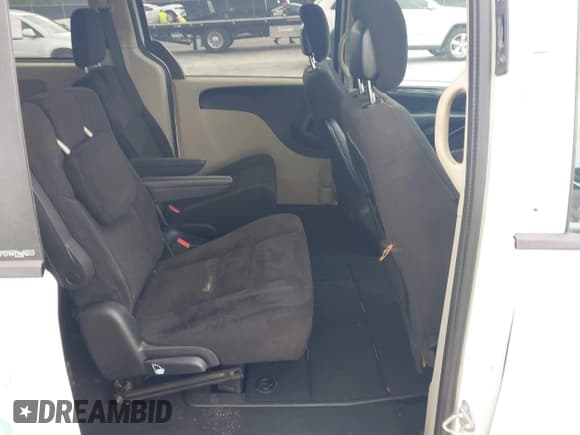 ✅ 2014 Dodge Grand Caravan SE • VIN: 2C4RDGBG7ER292130 • Лот: 42475311. Опубликован ранее на IAAI с пробегом 201 268 миль. Бесплатный доступ к архиву аукционных продаж из США и подробный отчёт об истории автомобиля на DreamBid. Изображение 8.