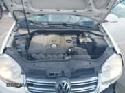 ✅ 2010 Volkswagen Jetta SE • VIN: 3VWRX7AJ4AM068994 • Lot: 42707911. Listed on IAAI with 195,554 mi. Free auction sales archive from the USA and detailed vehicle history report at DreamBid. Image 10.