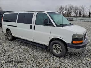 ✅ 2013 GMC Savana LT • VIN: 1GJZ71FG4D1129946 • Lot: 93703325. Wystawiony na Copart z przebiegiem 411 005 mil. Bezpłatny archiwum sprzedaży aukcyjnych z USA i szczegółowy raport historii pojazdu na DreamBid. Zdjęcie 4.