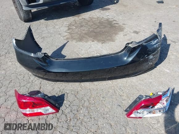 ✅ 2020 Mitsubishi Mirage ES • VIN: ML32F3FJ4LHF00893 • Lot: 42174947. Wystawiony na IAAI z przebiegiem 60 150 mil. Bezpłatny archiwum sprzedaży aukcyjnych z USA i szczegółowy raport historii pojazdu na DreamBid. Zdjęcie 11.